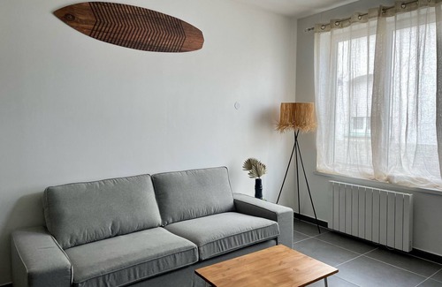 Petit-Fort-Philippe House | Discover Gîte Shaka: Family-Friendly Retreat with Kitchen