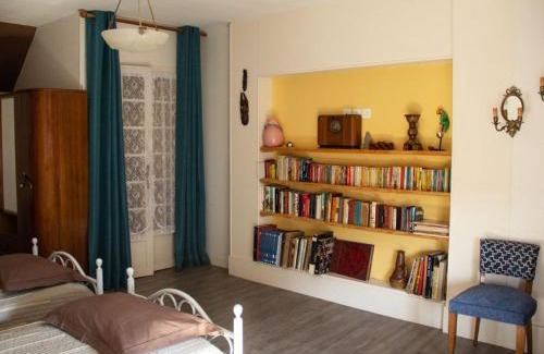 Tavers House | Gîte with Garden in the Heart of Val de Loire