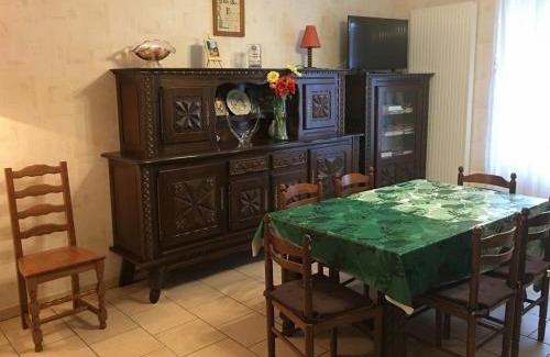 Flainval House | Relaxing Gîte with Garden & Ping-Pong, Near Nancy/Lunéville