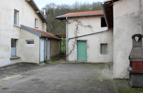 Flainval House | Relaxing Gîte with Garden & Ping-Pong, Near Nancy/Lunéville