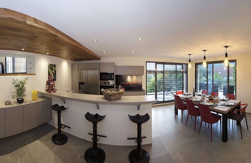 Turckheim House | Relaxing Gîte with Pool & Spa for 12-15 Near Colmar