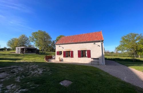 Briantes House | Relaxing Getaway at Gîte "Tout Inclus" with Terrace & Parking
