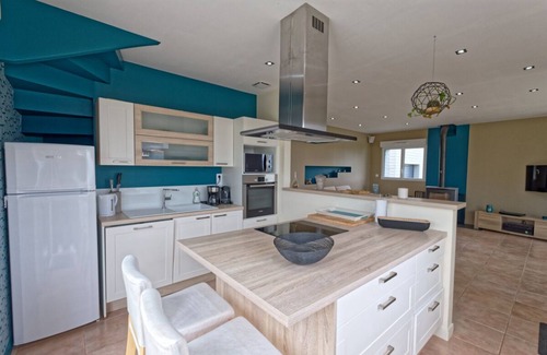 Ploubazlanec House | Family-Friendly Gîte Ty Loum with Kitchen Amenities