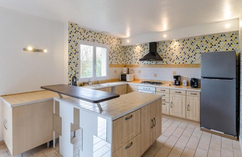 Villenauxe-la-Grande House | Family-Friendly Gîte in Villenauxe-la-Grande for 8 Guests