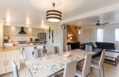 Villenauxe-la-Grande House | Family-Friendly Gîte in Villenauxe-la-Grande for 8 Guests