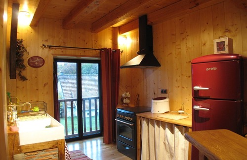 Aynac House | Family-Friendly Gîtes with Pool near Rocamadour, Rated 9.8