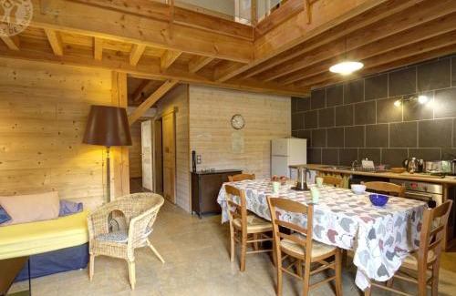 Saint-Romain-d'Urfe House | Family-Friendly Gîte Saint-Romain-d'Urfé for 10 Guests