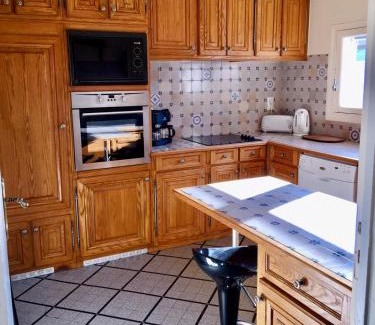Damville Apartment | Guest Favorite: Gîtes de Damville with 8.7/10 Rating