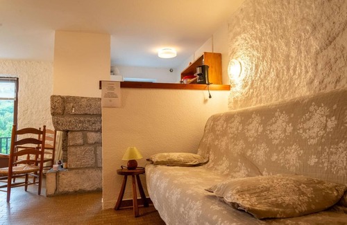 Fau-de-Peyre House | Cozy Gîtes de France for Families in Fau de Peyre