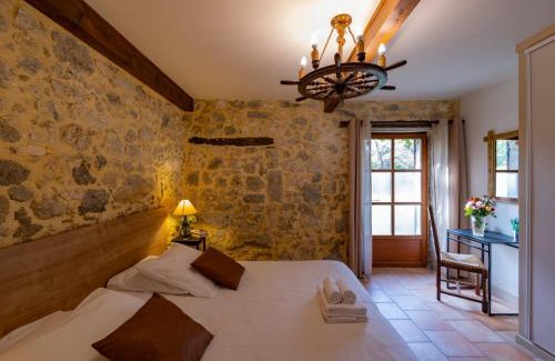 Nerac House | Relax at Gîtes de Pehillo: Pool & Nature Getaway in Nérac
