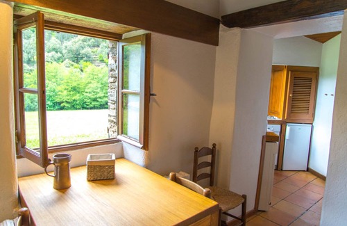 Saint-Germain-de-Calberte House | Family-Friendly House with Kitchen Amenities for Your Stay