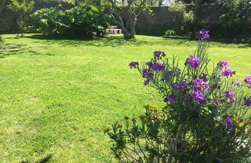 Le Conquet House | Discover Gîtes Le Bout du Monde: Oceanfront with Pool