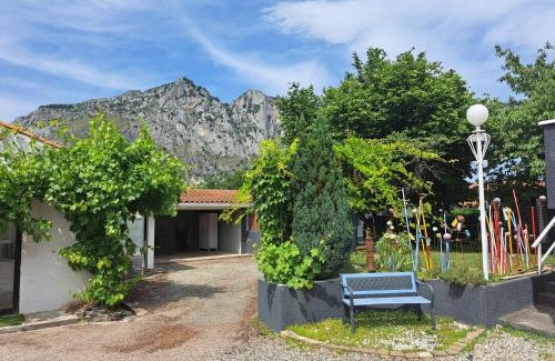 Tarascon-sur-Ariege Apartment | Discover Les Gîtes du Clos des Pradals - Rated 8.9/10