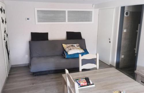 Sundhouse Apartment | Discover Gîtes Le P'tit Paradis du Ried with Ocean Views