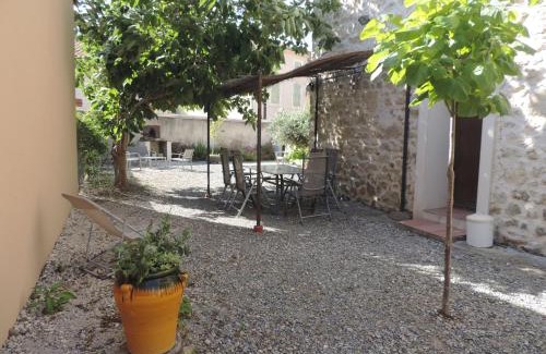 Salleles-d'Aude Apartment | Child-Friendly Gîtes Le "Val-Léa" with 8.8/10 Rating