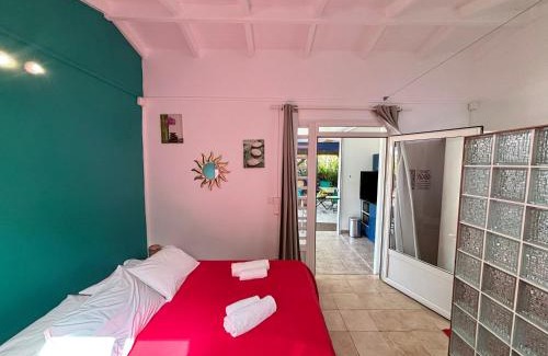 Campeche House | Gîtes Les Bienheureux: Pool, Ocean View & Terrace Bliss