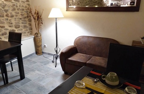 Saint-Jean-de-Valeriscle Apartment | Relaxing 2-Night Getaway at Gîtes "Les Terrasses"