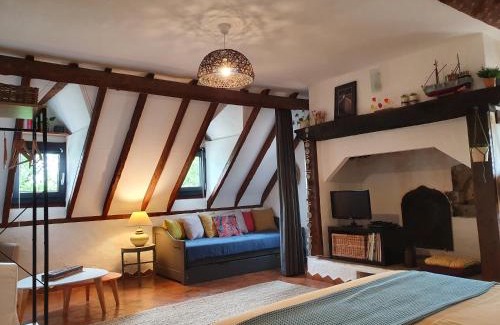 Saint-Chels House | Gite sur le causse de St CHELS: Sport & Relaxation Awaits