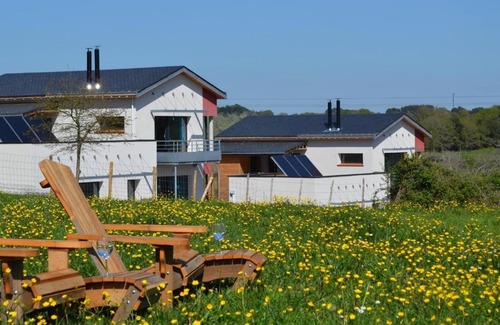 Baden Apartment | Gîtes & Tiny houses Les Hauts de Toulvern