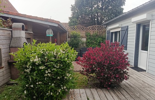 Monchaux House | Pet-Friendly Gîte Les Epines with Ocean Views Near Baie