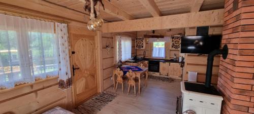 Sosnowka Ski Chalet | Góralski Dom with Breathtaking Mountain Views & Family Amenities
