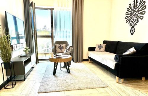 Czorsztyn Apartment | Experience Oceanfront Comfort at Góralskie Apartamenty Trimont