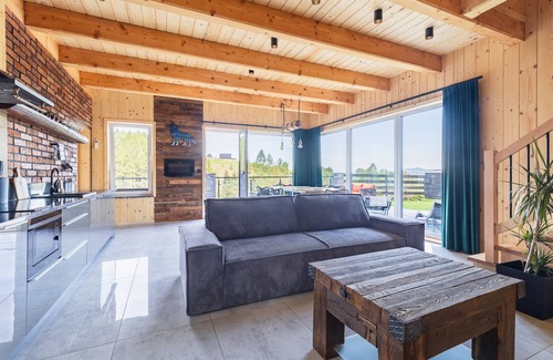 Huba House | Discover Górska Ostoya: Relaxing Apartments with Spa & Pool