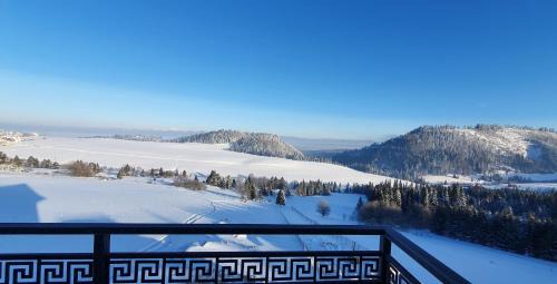 Krempachy House | Experience Górskie Tarasy: Family-Friendly with Hot Tub