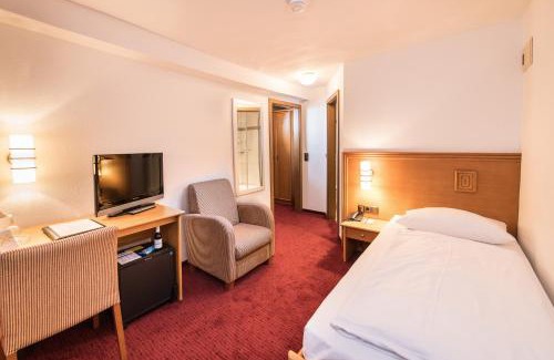 Friedewald Hotel | Explore Göbels Hotel zum Löwen: Family-Friendly Comfort