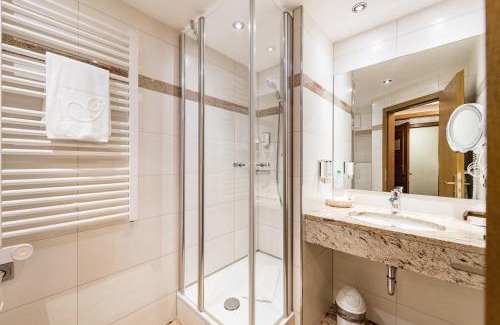 Friedewald Hotel | Explore Göbels Hotel zum Löwen: Family-Friendly Comfort