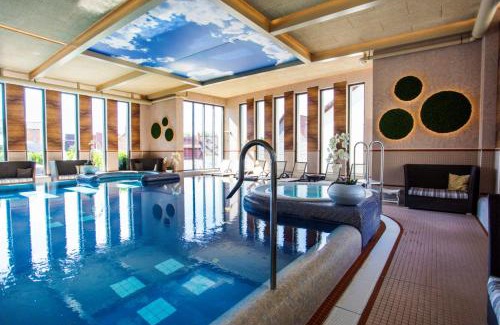 Friedewald Hotel | Elegant Göbels Schlosshotel "Prinz von Hessen" Awaits You
