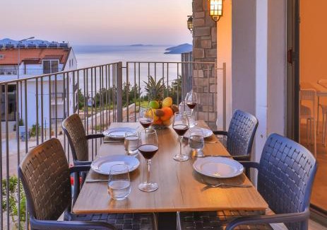 Kas Apartment | Oceanfront Comfort at Gökyüzü Suit Apart - 4-Star Stay