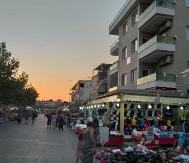 Gumuldur Apartment | GÜMÜLDÜR ÇALIŞKAN APART: Oceanfront Family Getaway