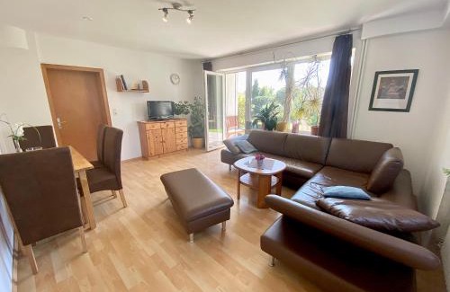 Clenze Apartment | Güneitzblick: Highly Rated Hotel with Family and Pet Options