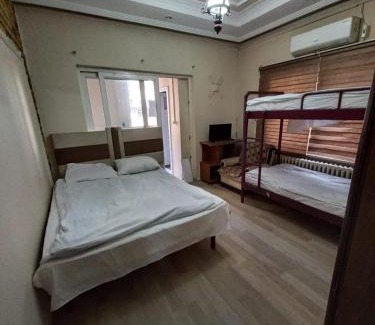 Seyhan Apartment | Pet-Friendly AVRUPA APART HOSTEL for Family Adventures