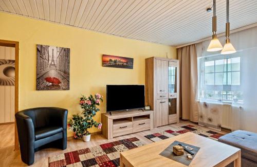 Jaderaltendeich Apartment | Discover Günthers Deichstube: Pet-Friendly & Family-Ready