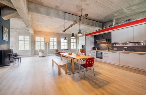 Altefaehr House | Güterloft Altefähr: Ideal Ocean-View Retreat for Families