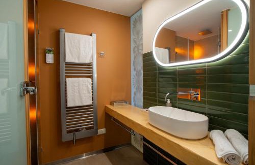 Wielki Gleboczek Hotel | Relax at Głęboczek Vine Resort & Spa: Pet-Friendly Retreat