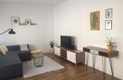 Logrono Apartment | Discover G&D Vivienda Turística: Family-Friendly Retreat