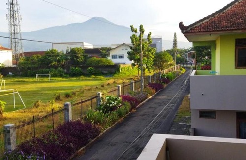 Purwokerto House | Budget-Friendly G.H Mustika Syariah Purwokerto with Breakfast