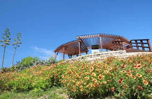 Magong House | Cozy G Home Sir B&B with Oceanfront Views & High Ratings