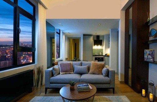 Bagcilar House | G Tower Residences: Family-Friendly Escape with Pool & Spa