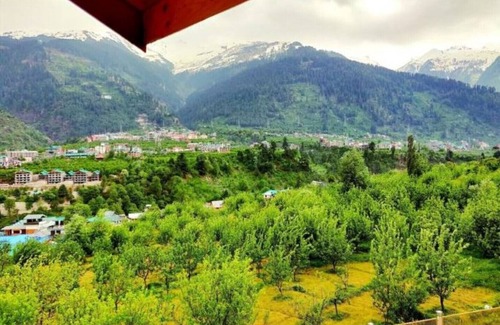 Manali House | Experience G Villas: Mountain View Cottage for Families & Pets