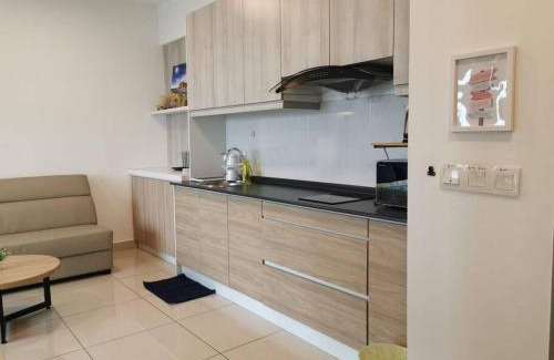 Bangi Sentral Apartment | Cozy G2 Studio with Pool View at EVO SOHO Bangi