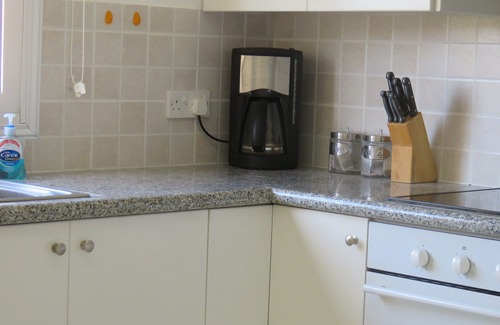 Polis House | G3 Polis Gardens: Ideal Stay with Pool, WiFi & A/C