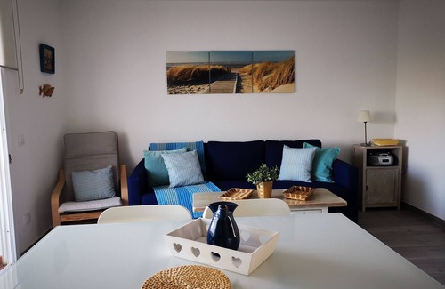 Palamos House | Cozy G6-House Steps from La Fosca Beach with Ocean Views