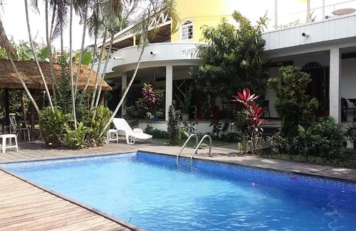 Deux Plateaux House | Explore Gaïa's Garden B&B in Abidjan with Pool & Breakfast
