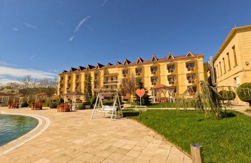 Gabala Hotel | Discover Gabala Yeddi Gozel Hotel with Oceanfront Pool & Spa
