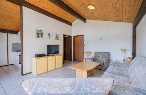 Immenstaad am Bodensee House | Guest Rated 10/10: Family-Friendly Gable Roof House SD 25