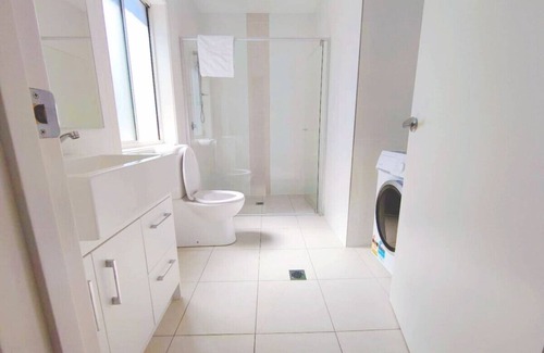 Maraylya House | Cozy Gables/Box Hill Granny Flat with WiFi for Families